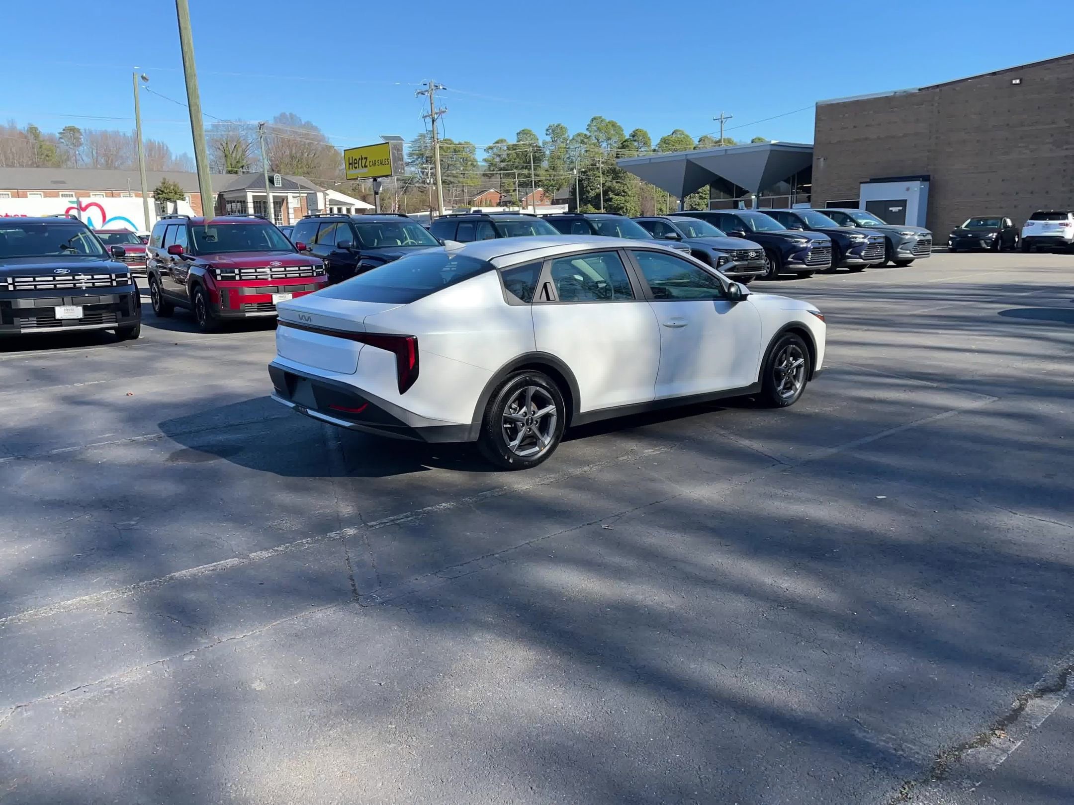 Thumbnail: 2025 Kia K4 - 3