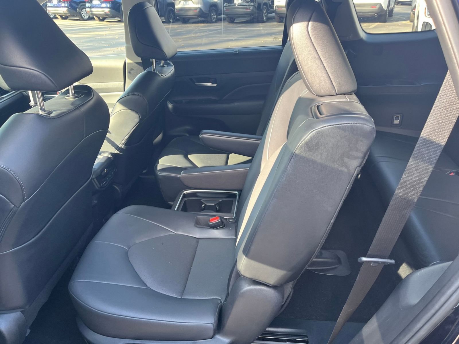 Thumbnail: 2025 Toyota Grand Highlander - 22