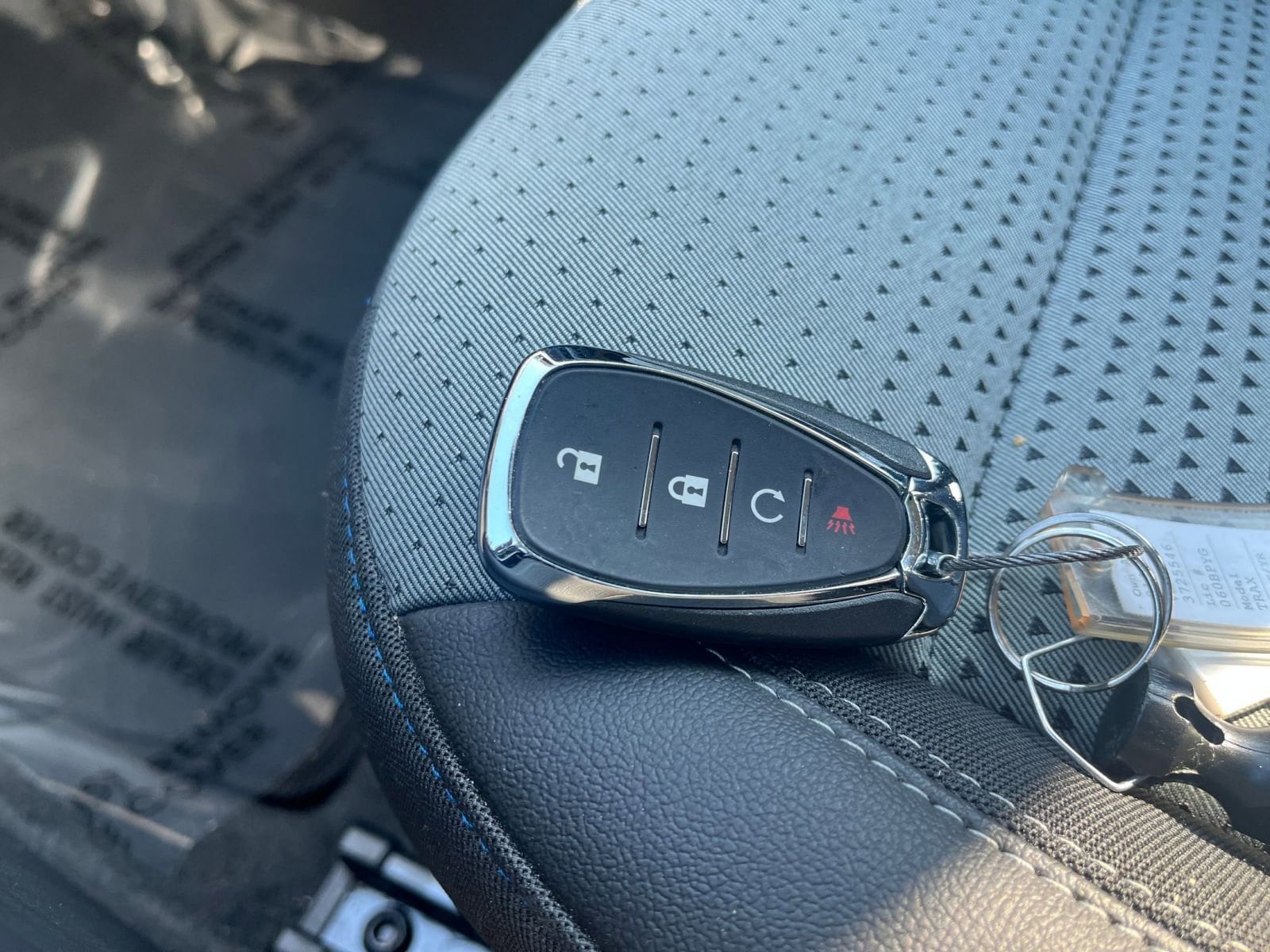 Thumbnail: 2025 Chevrolet Trax - 21