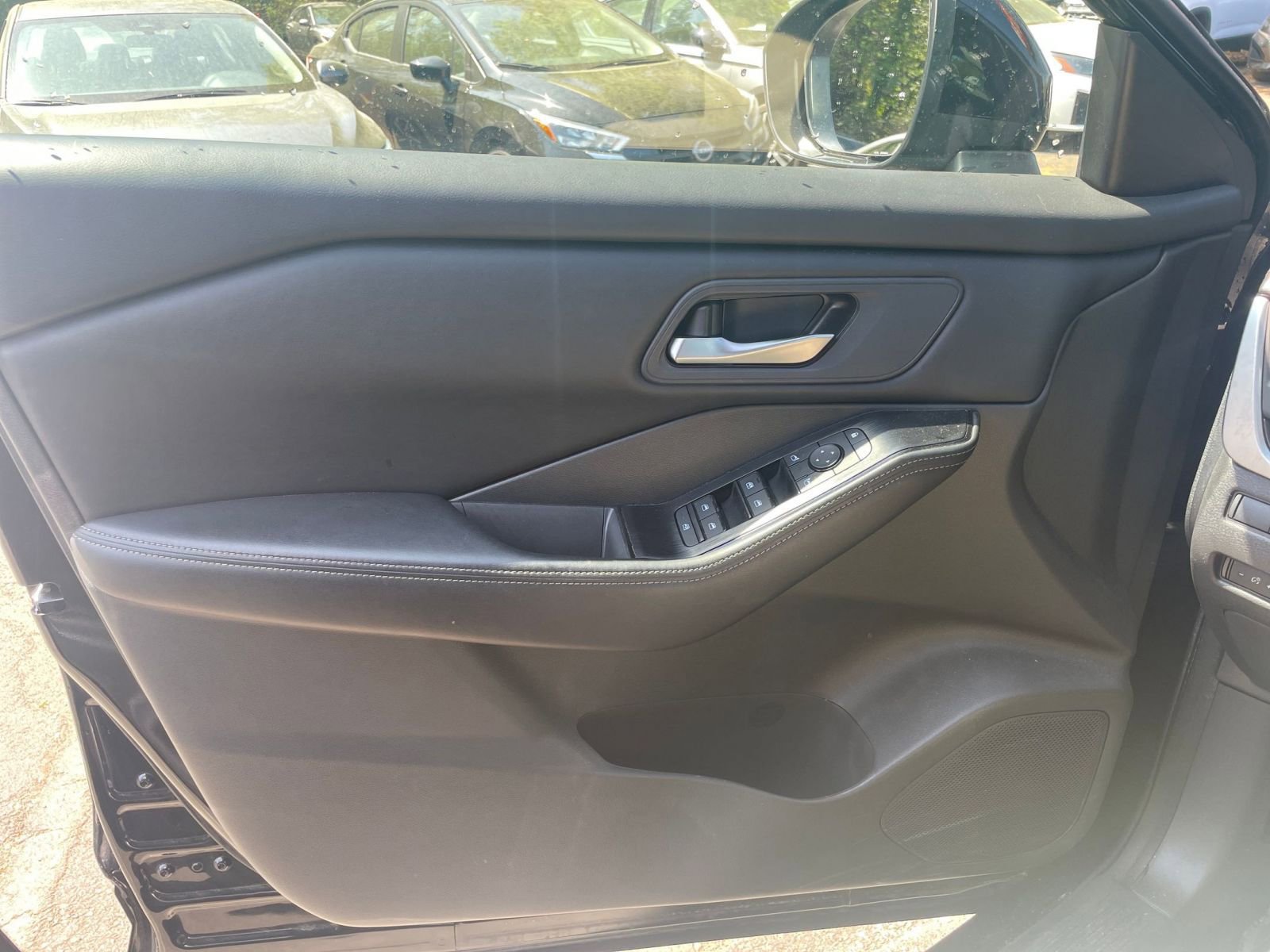 Thumbnail: 2025 Nissan Rogue - 18