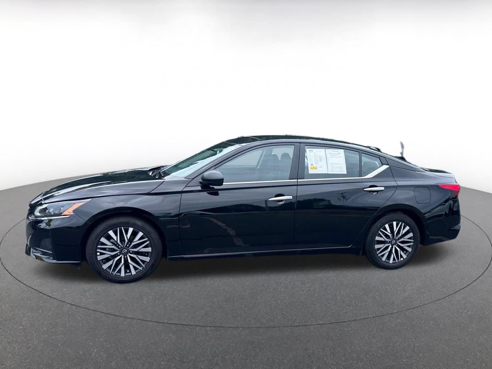Thumbnail: 2025 Nissan Altima - 20