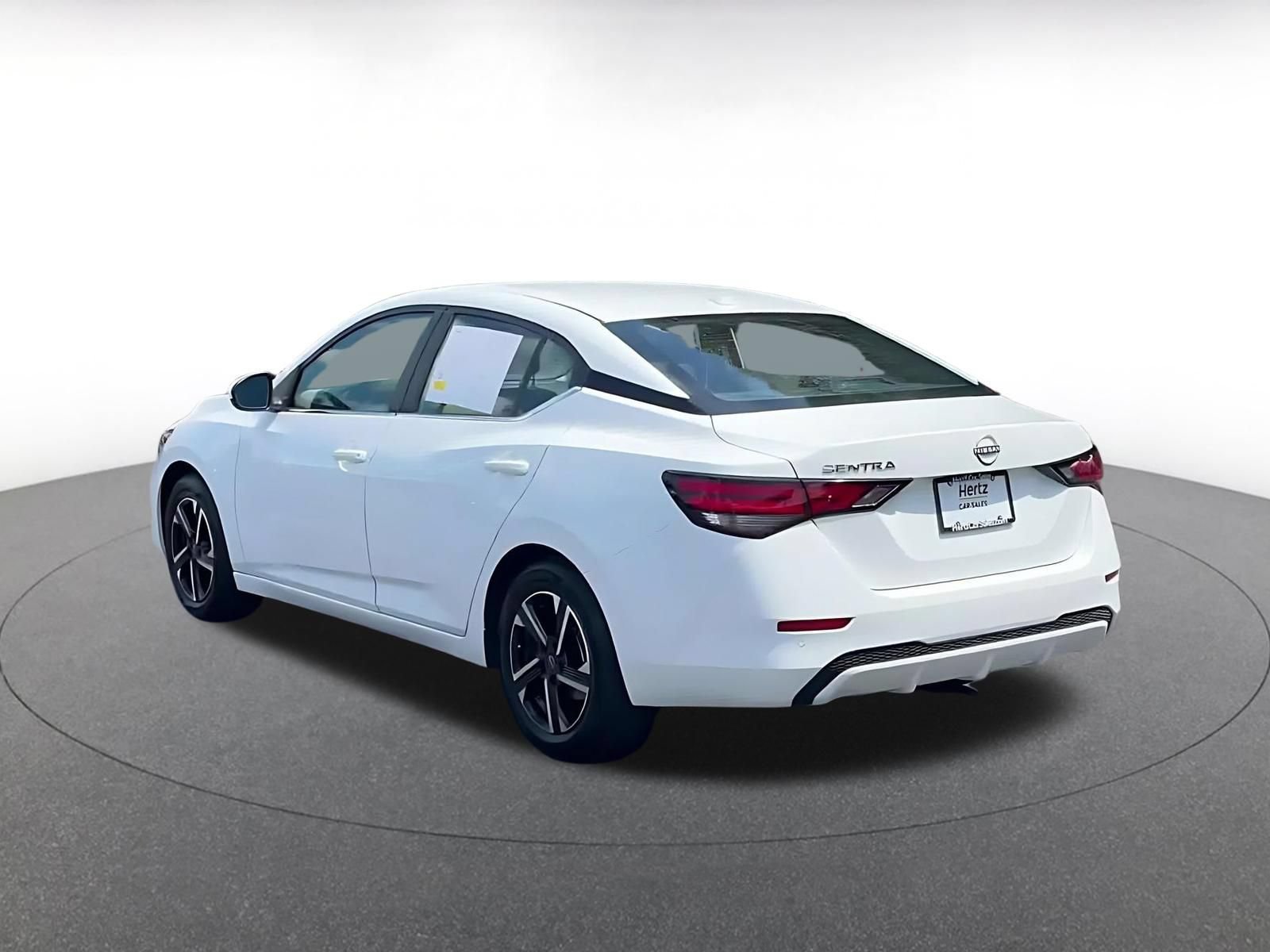 Thumbnail: 2025 Nissan Sentra - 9