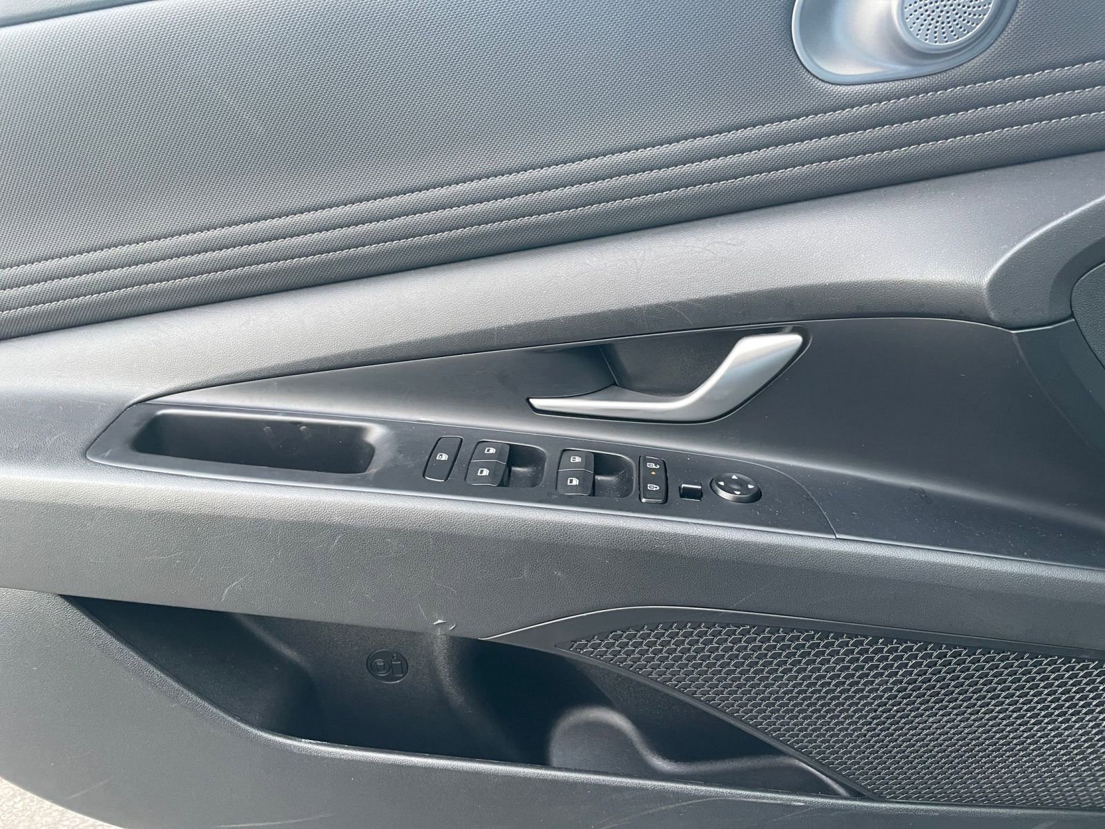 Thumbnail: 2025 Hyundai Elantra - 20