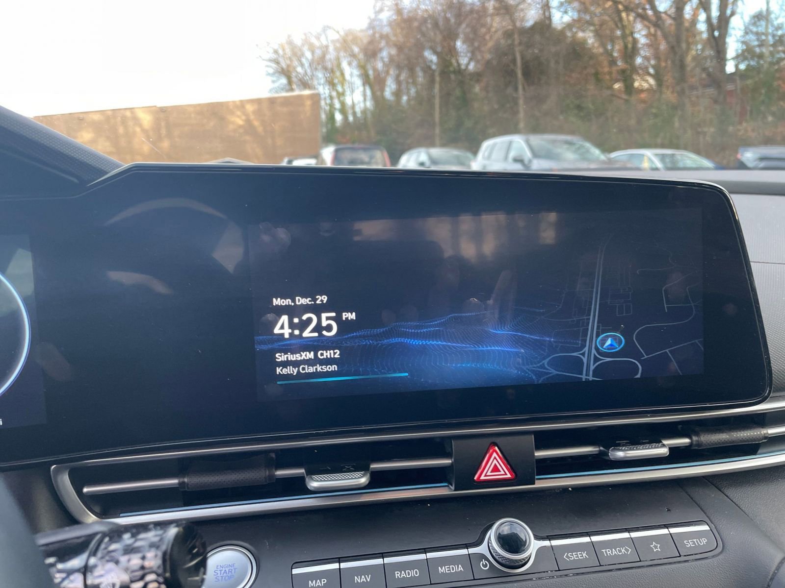 Thumbnail: 2025 Hyundai Elantra - 21