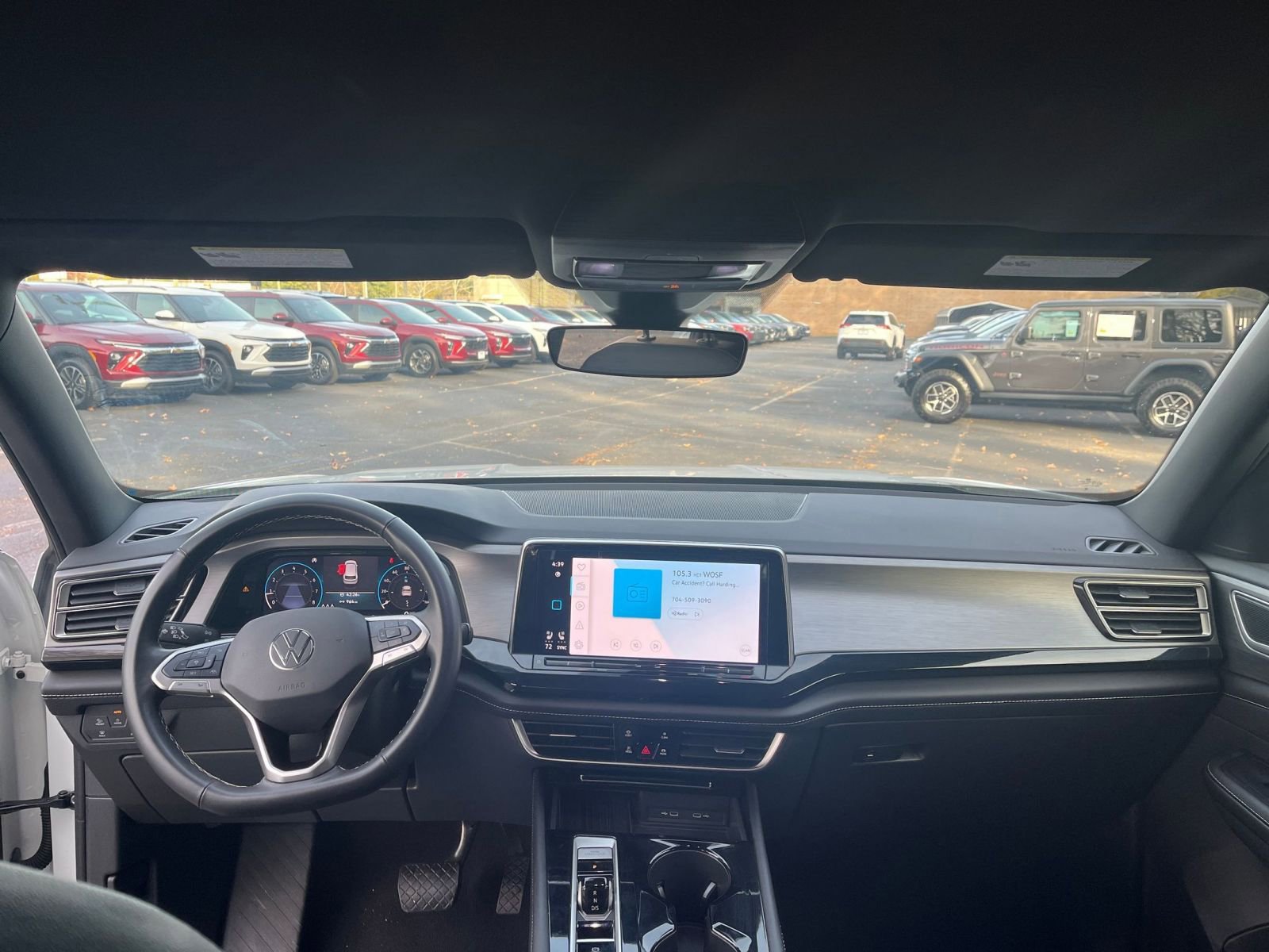 Thumbnail: 2025 Volkswagen Atlas - 29