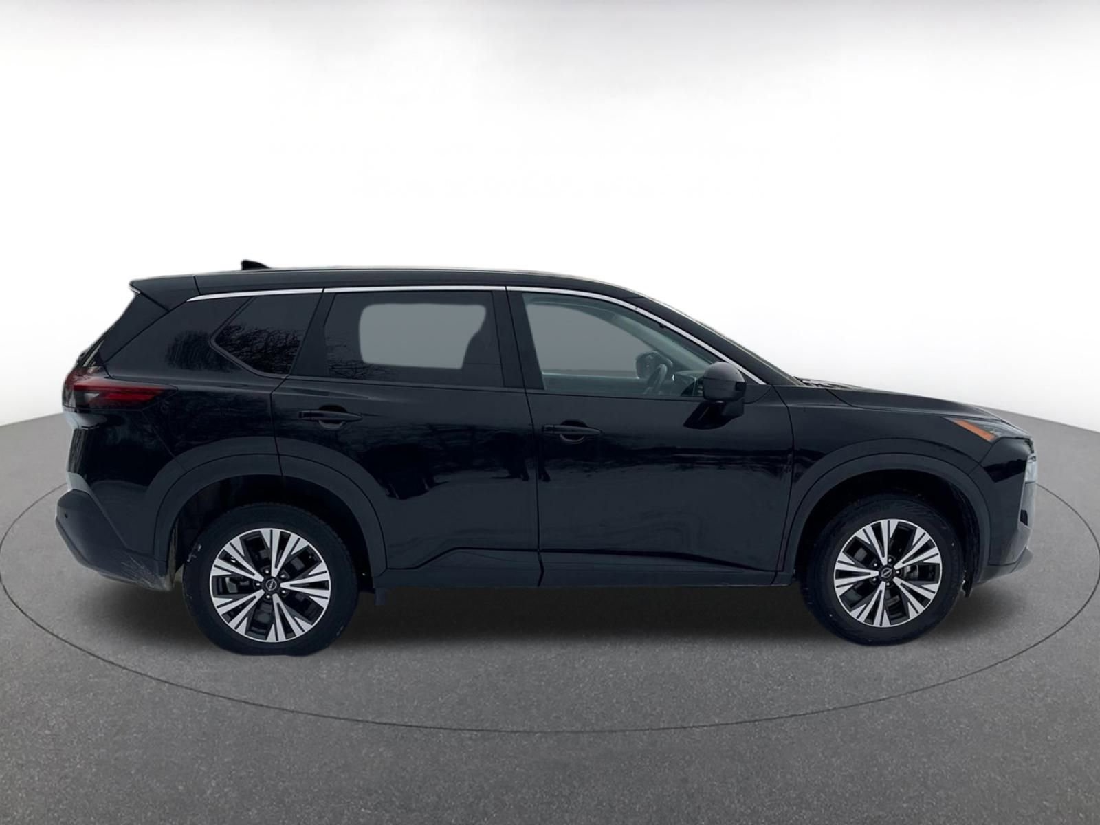 Thumbnail: 2023 Nissan Rogue - 18