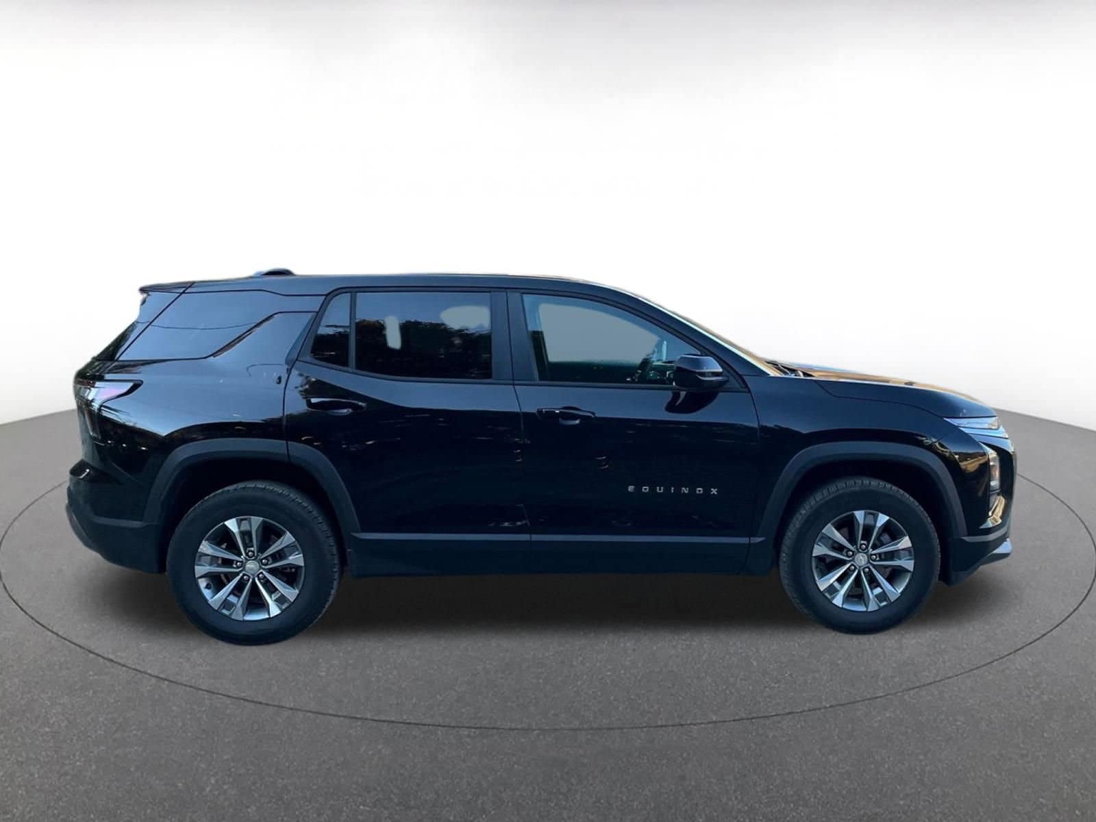 Thumbnail: 2025 Chevrolet Equinox - 15