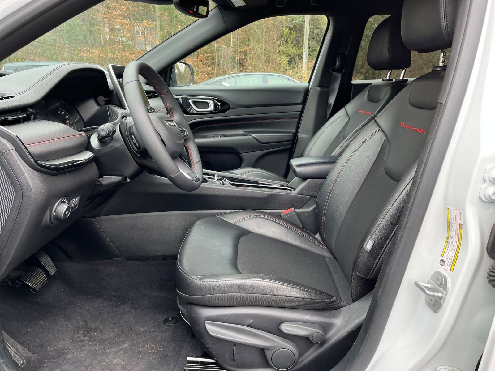 Thumbnail: 2025 Jeep Compass - 24