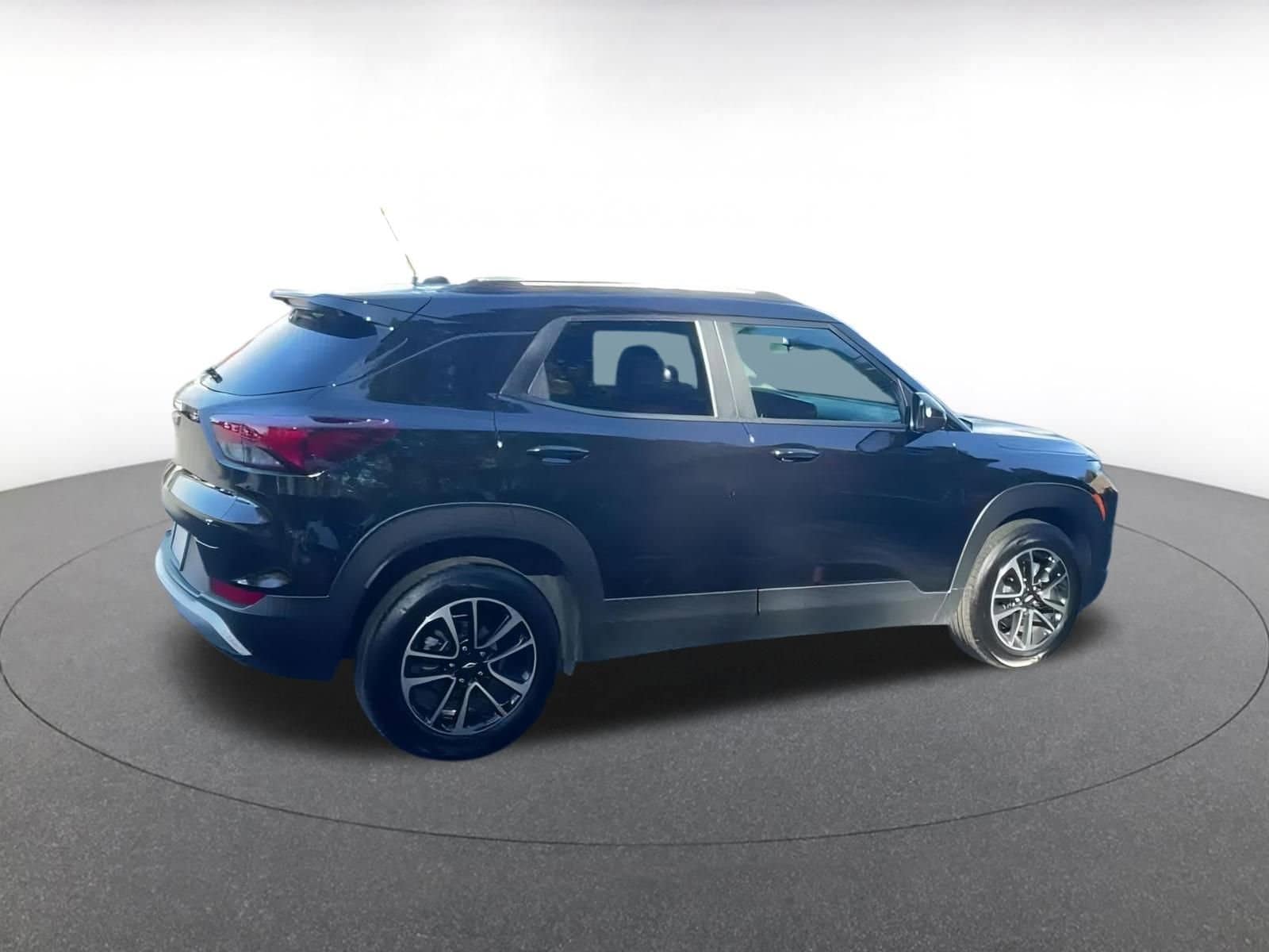 Thumbnail: 2025 Chevrolet TrailBlazer - 10