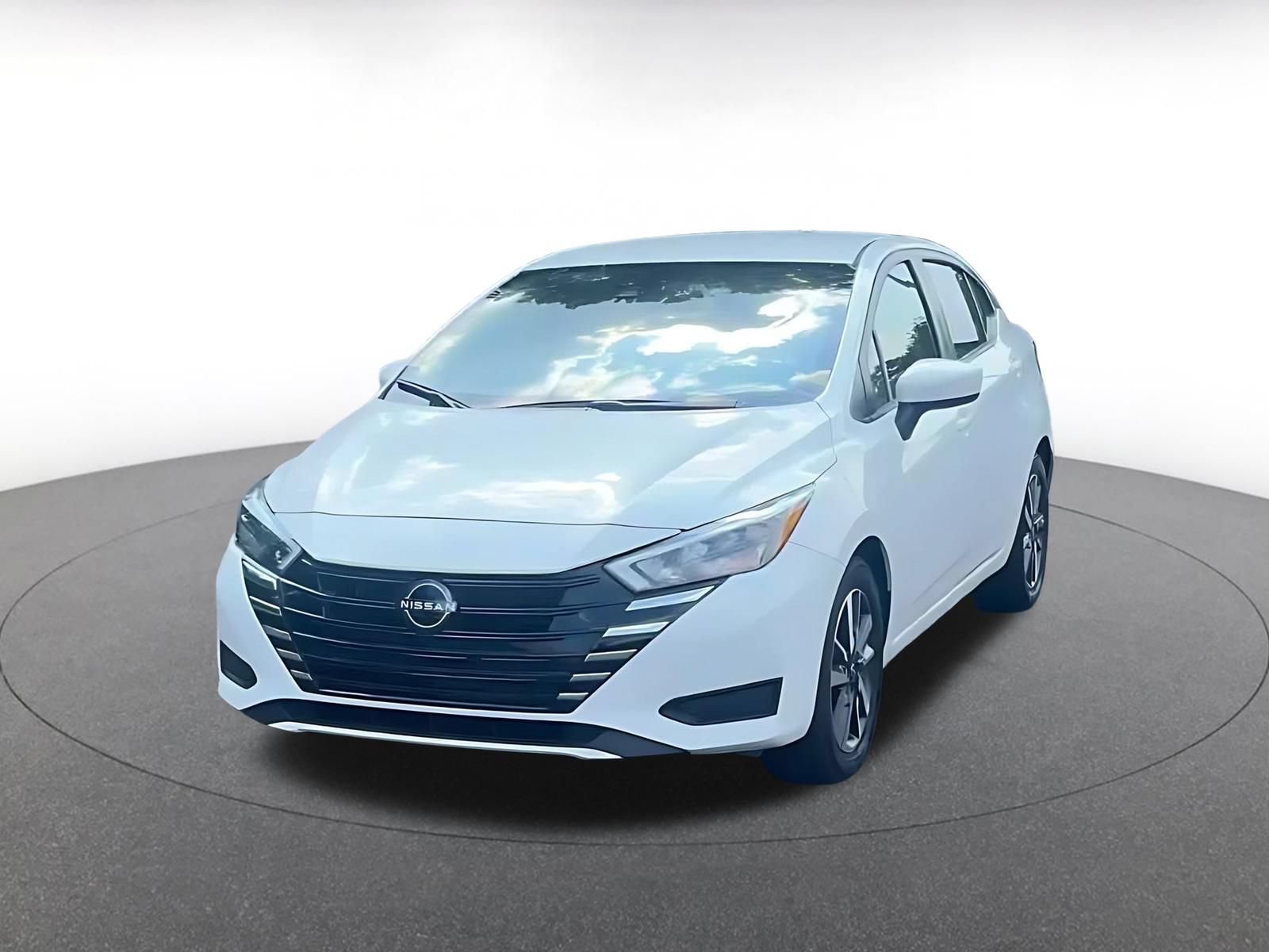 Thumbnail: 2025 Nissan Versa - 5