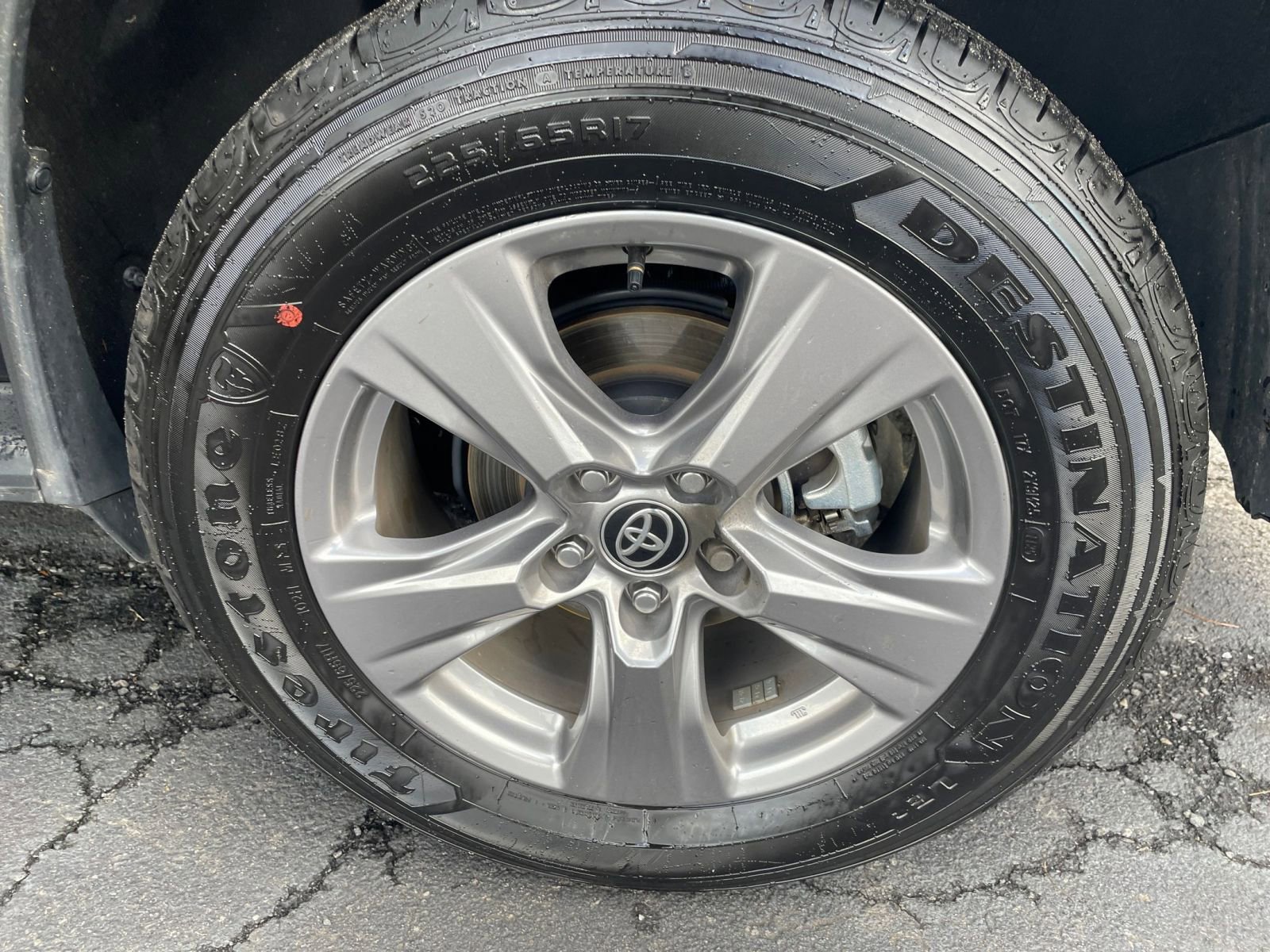 Thumbnail: 2025 Toyota RAV4 - 25