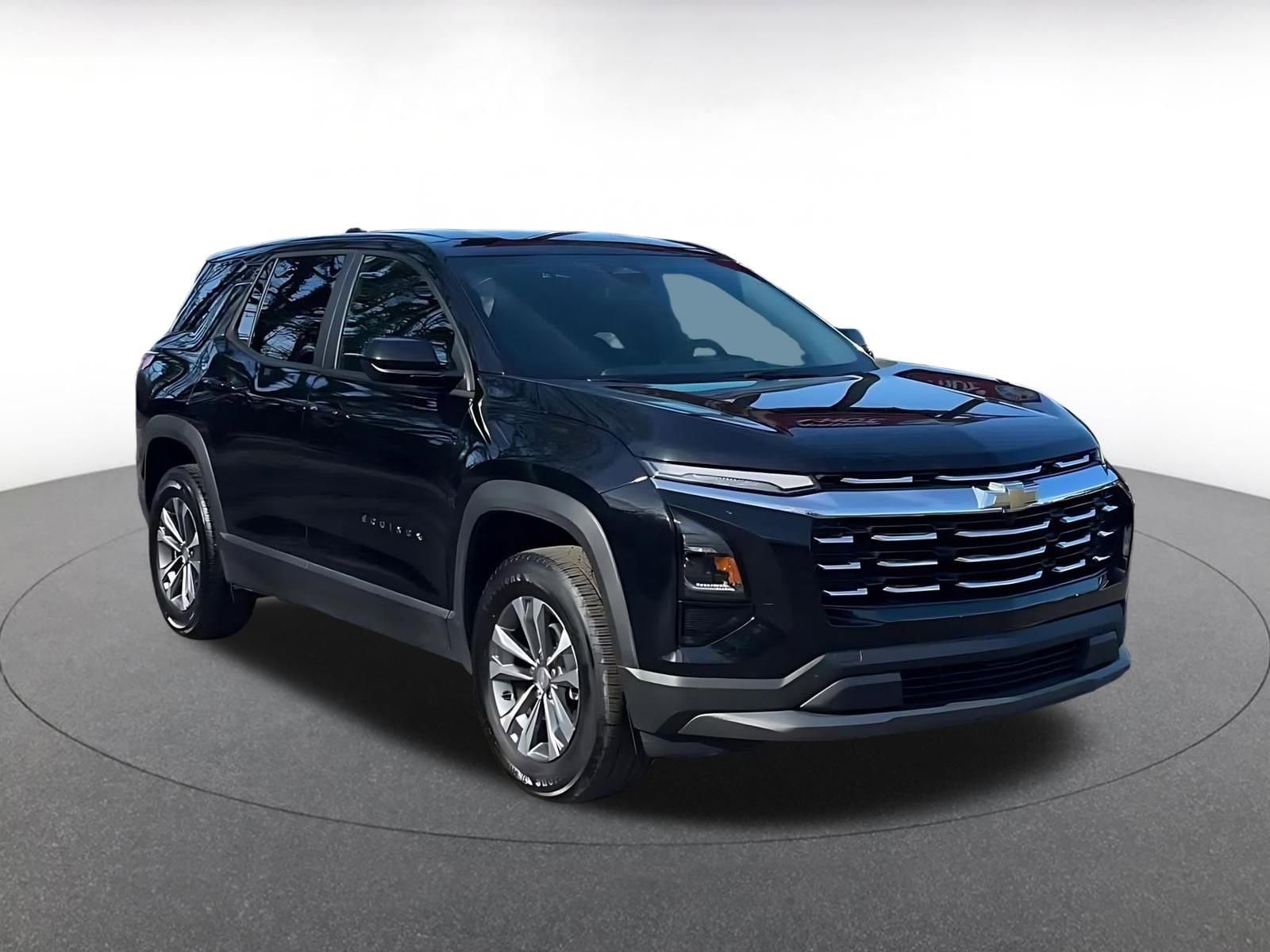 Thumbnail: 2025 Chevrolet Equinox - 3