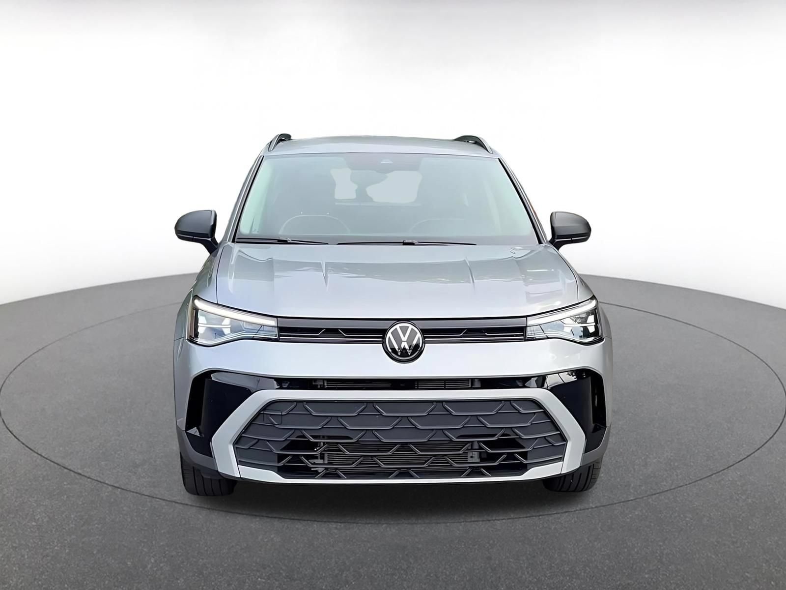Thumbnail: 2026 Volkswagen Taos - 4