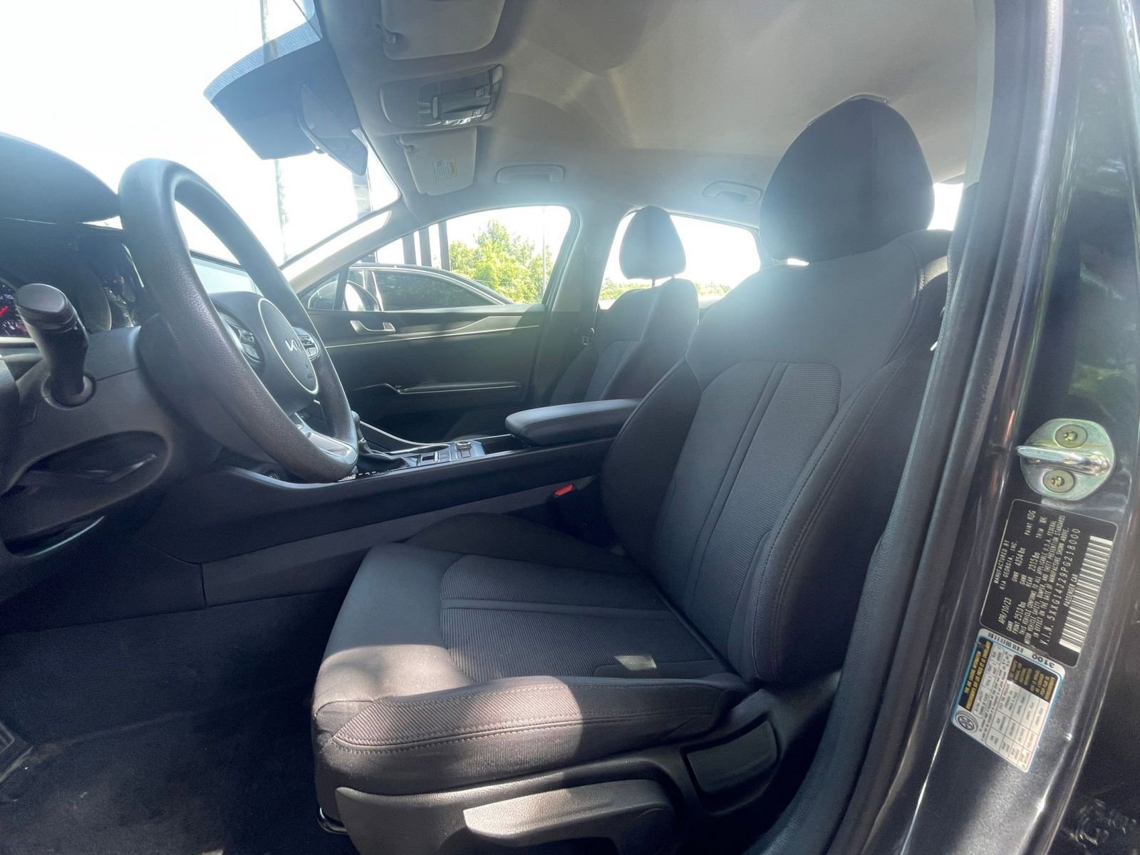 Thumbnail: 2023 Kia K5 - 23