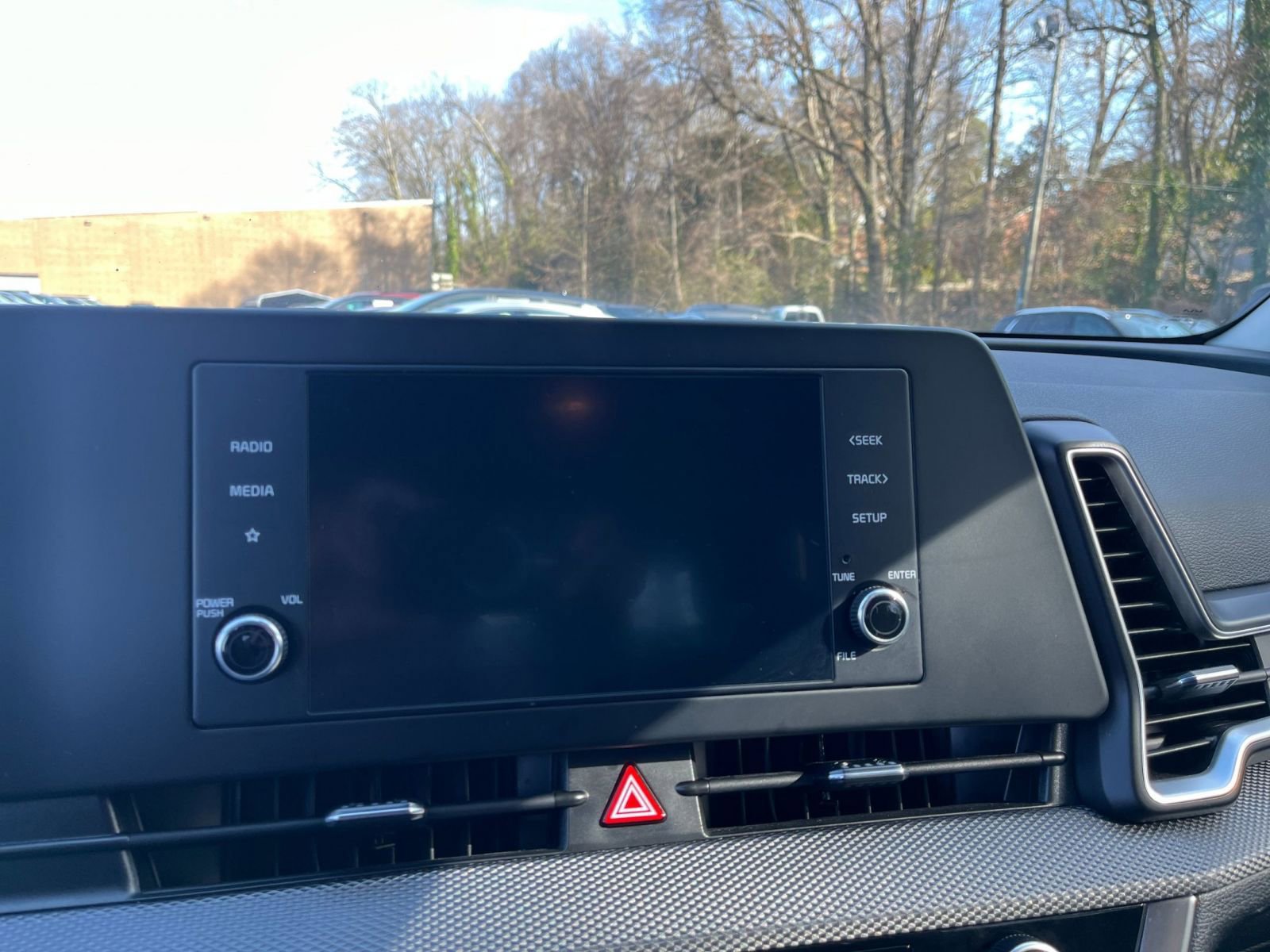 Thumbnail: 2025 Kia Sportage - 18