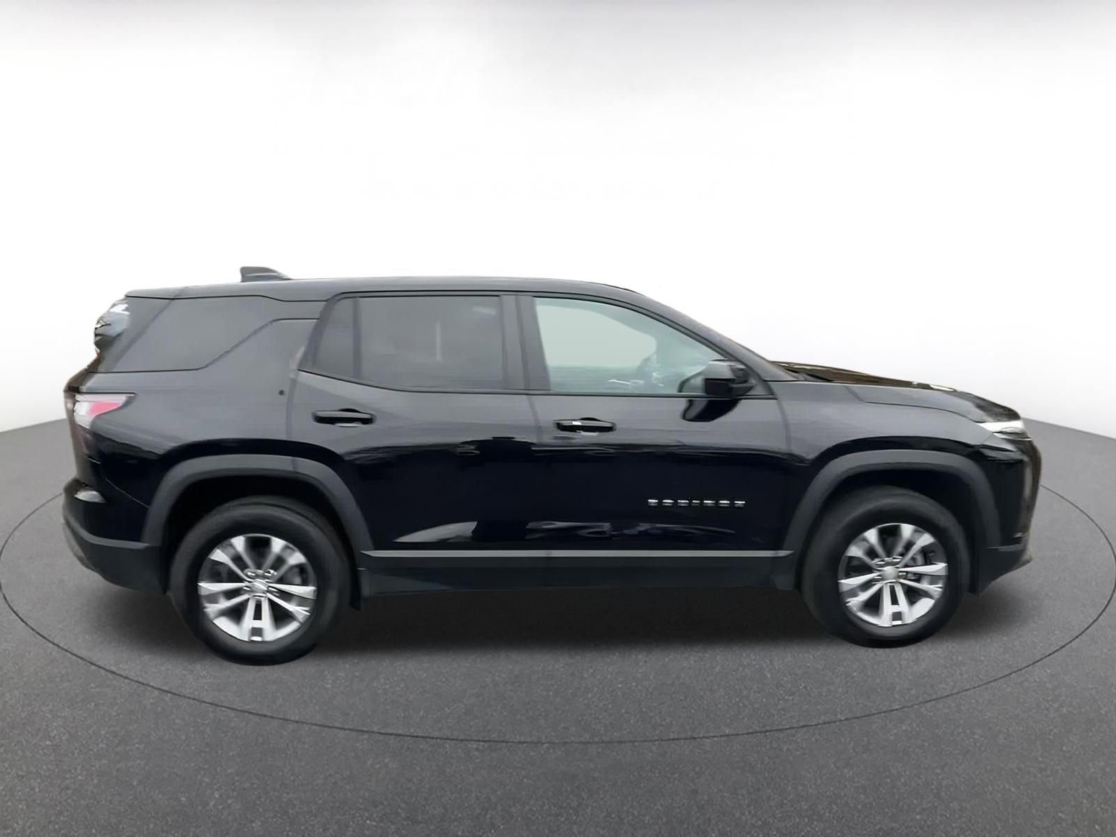 Thumbnail: 2025 Chevrolet Equinox - 15