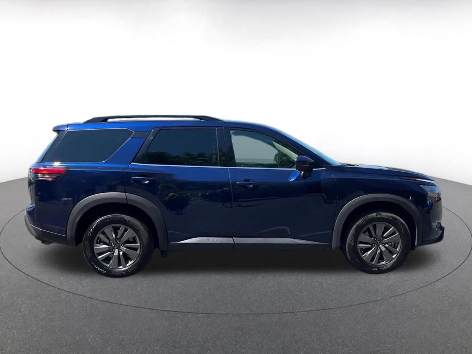Thumbnail: 2025 Nissan Pathfinder - 16