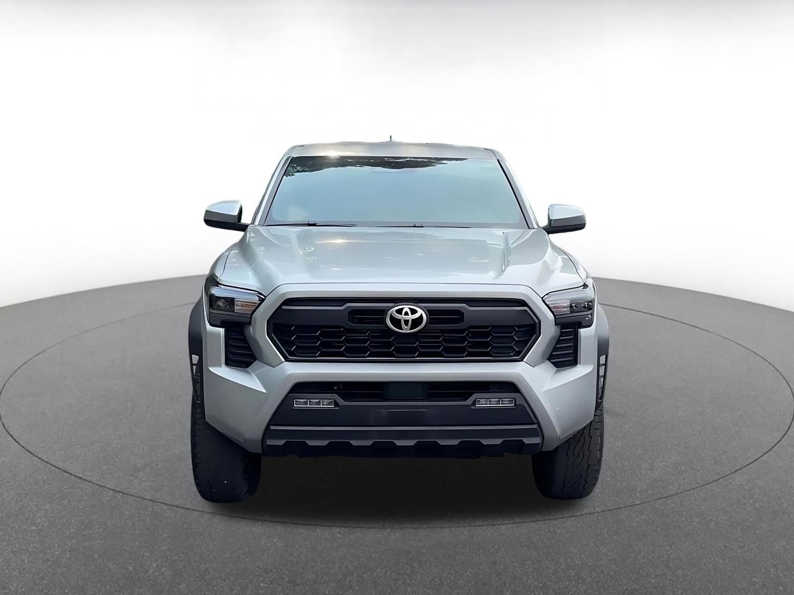 Thumbnail: 2025 Toyota Tacoma - 4