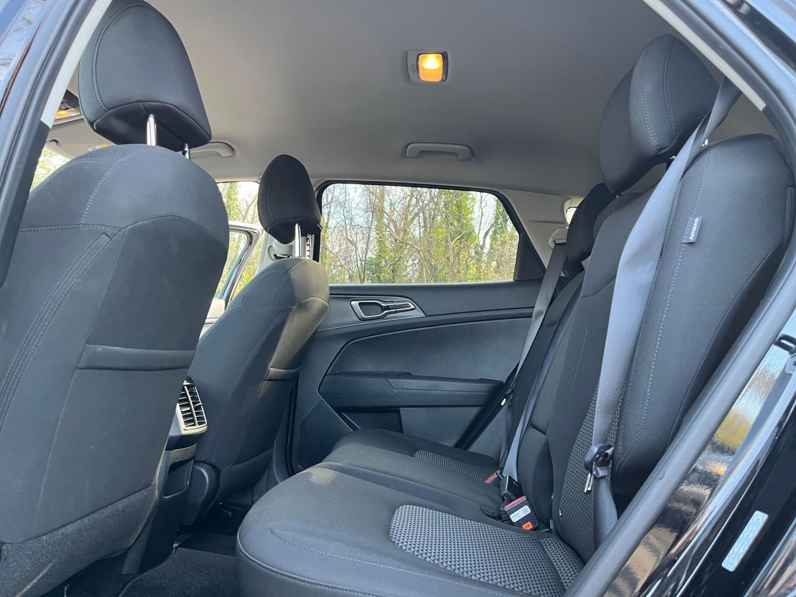 Thumbnail: 2025 Kia Sportage - 25