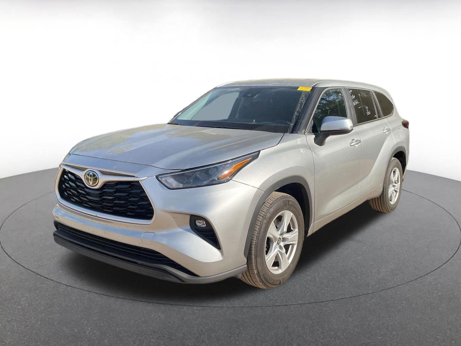 Thumbnail: 2025 Toyota Highlander - 4