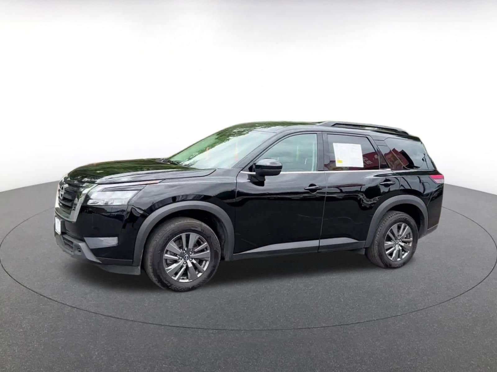 Thumbnail: 2025 Nissan Pathfinder - 8