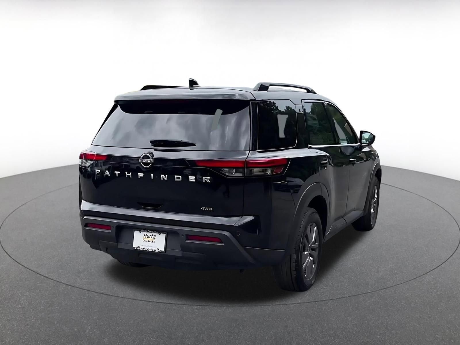 Thumbnail: 2025 Nissan Pathfinder - 14