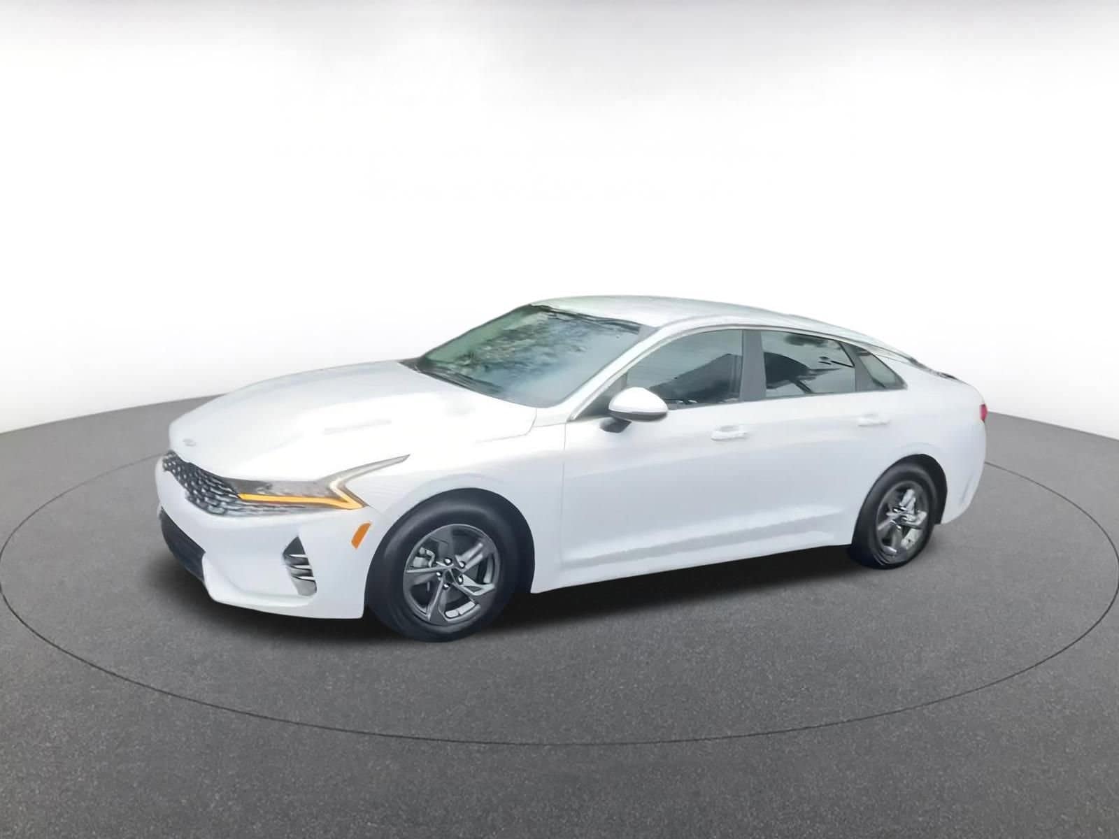 Thumbnail: 2023 Kia K5 - 10