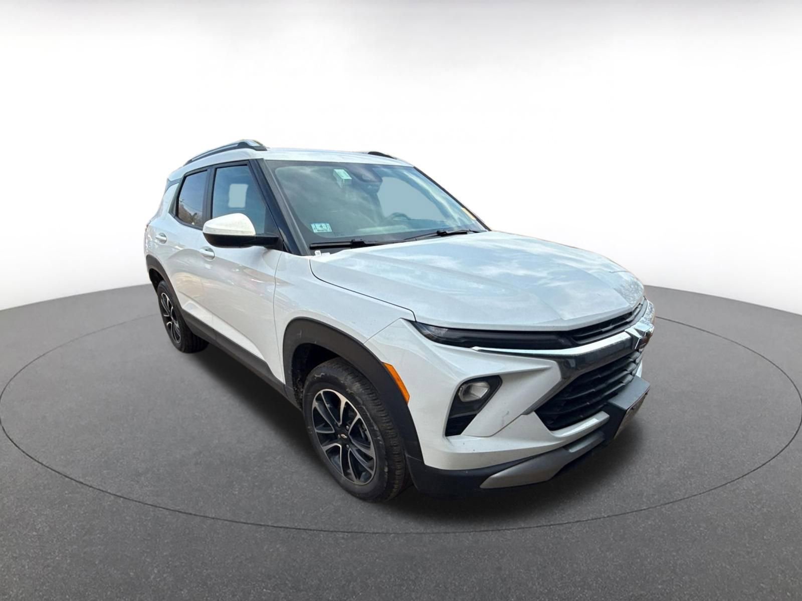 Thumbnail: 2025 Chevrolet TrailBlazer - 2