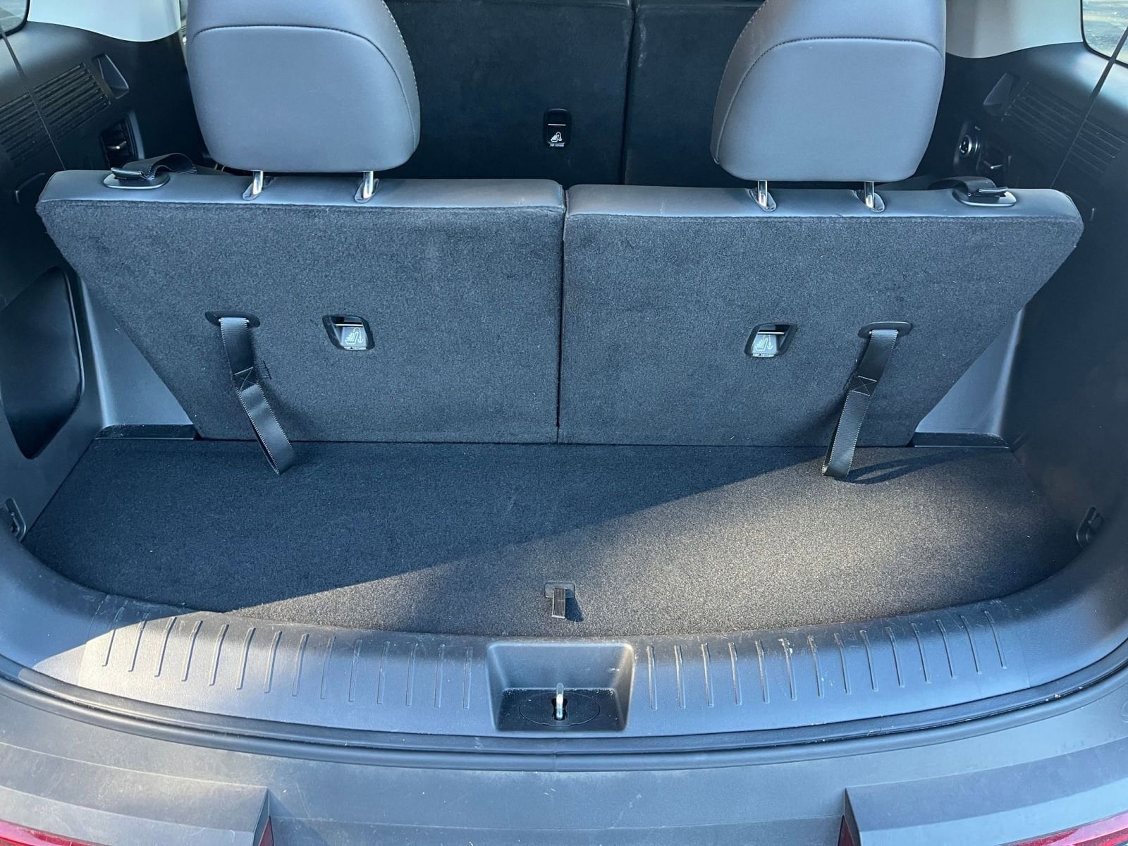 Thumbnail: 2025 Hyundai Santa Fe - 27