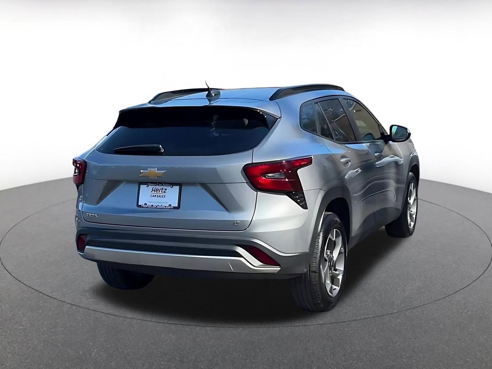 Thumbnail: 2025 Chevrolet Trax - 14