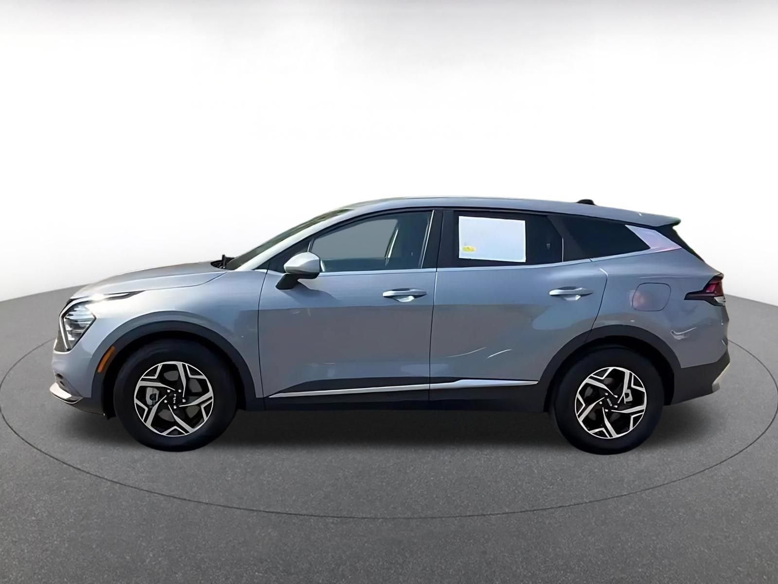 Thumbnail: 2025 Kia Sportage - 9