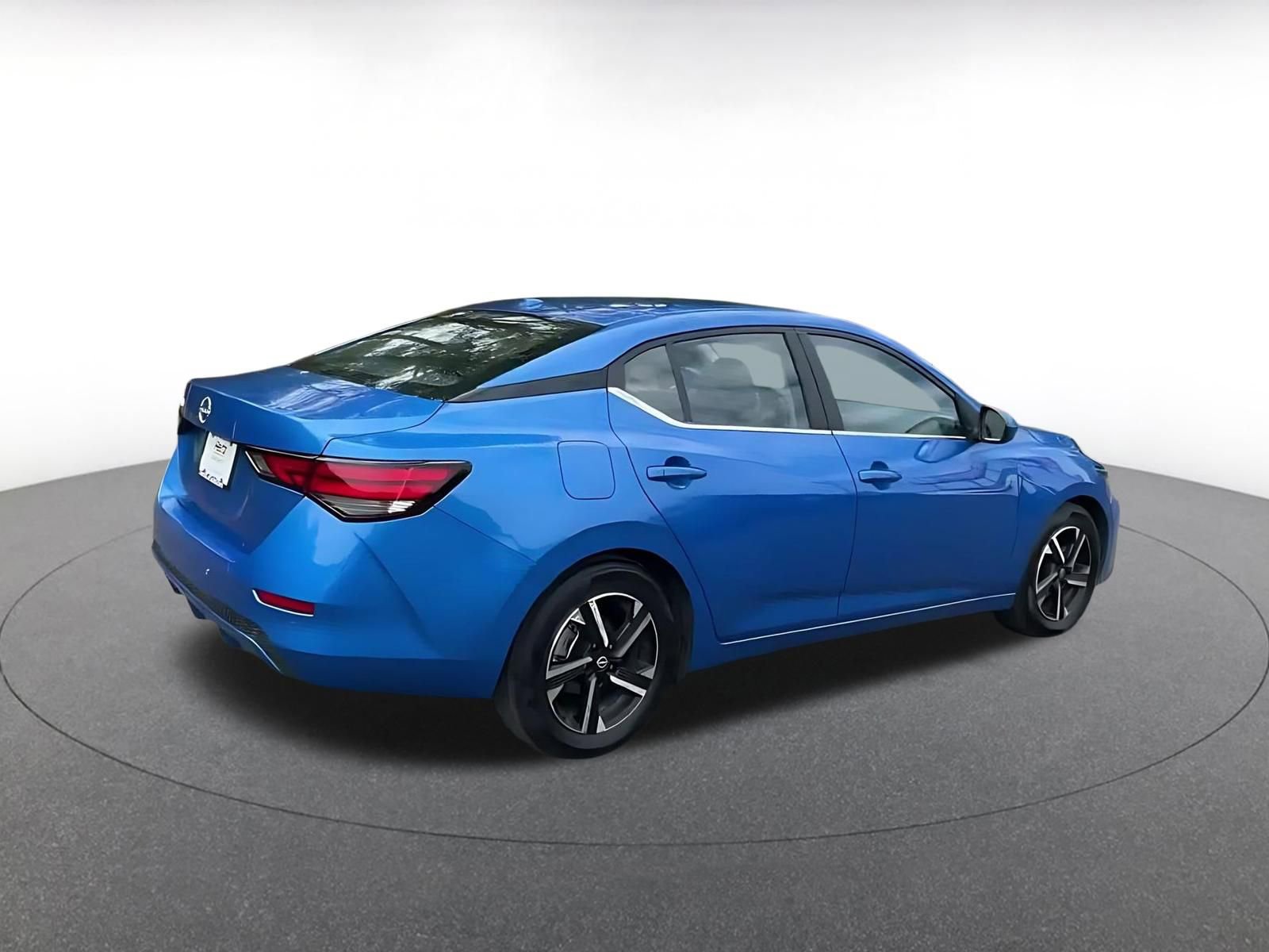 Thumbnail: 2025 Nissan Sentra - 15