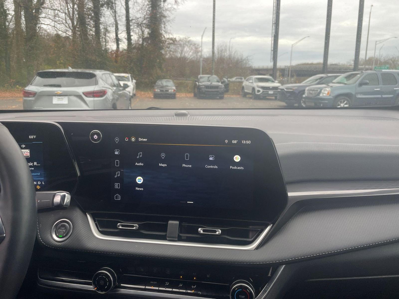 Thumbnail: 2025 Chevrolet Equinox - 18