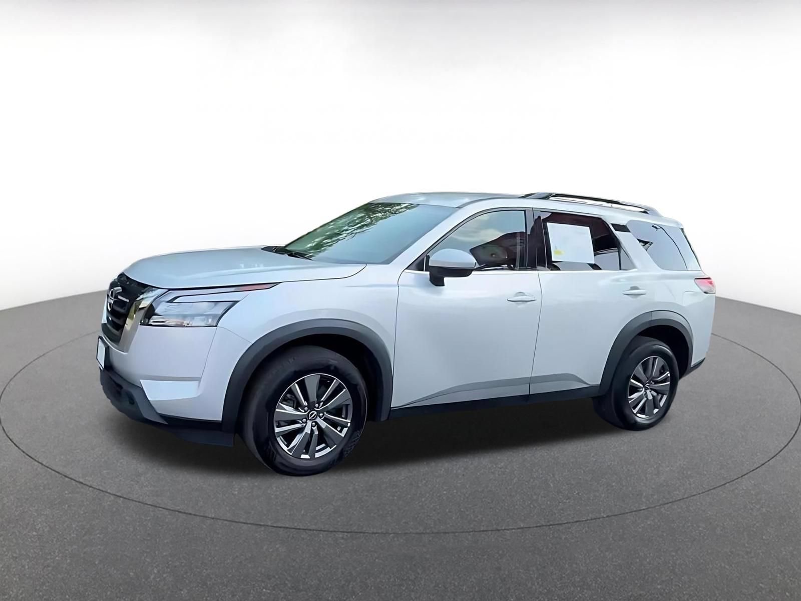Thumbnail: 2025 Nissan Pathfinder - 8
