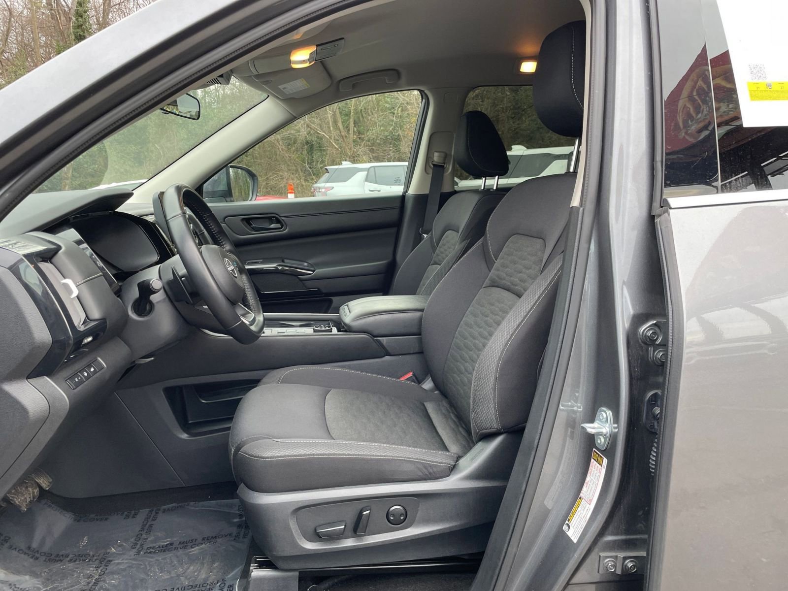 Thumbnail: 2025 Nissan Pathfinder - 28