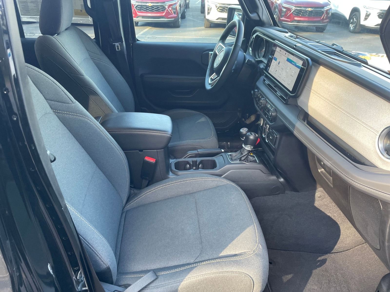 Thumbnail: 2025 Jeep Wrangler - 23