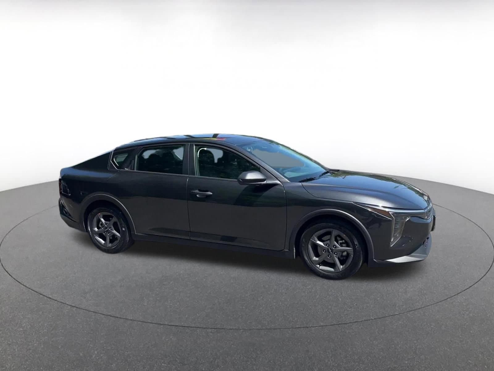 Thumbnail: 2025 Kia K4 - 2