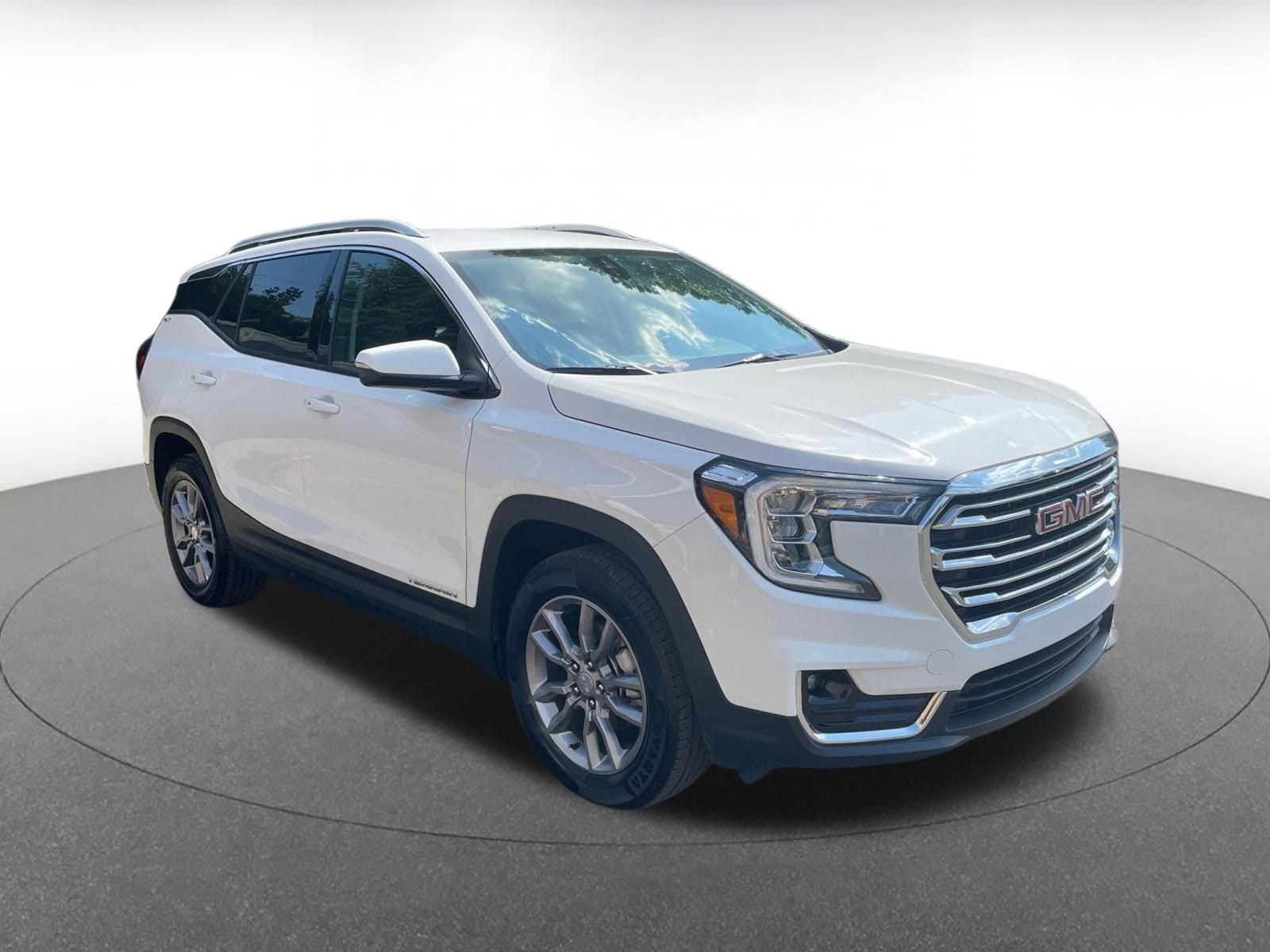 Thumbnail: 2024 GMC Terrain - 1
