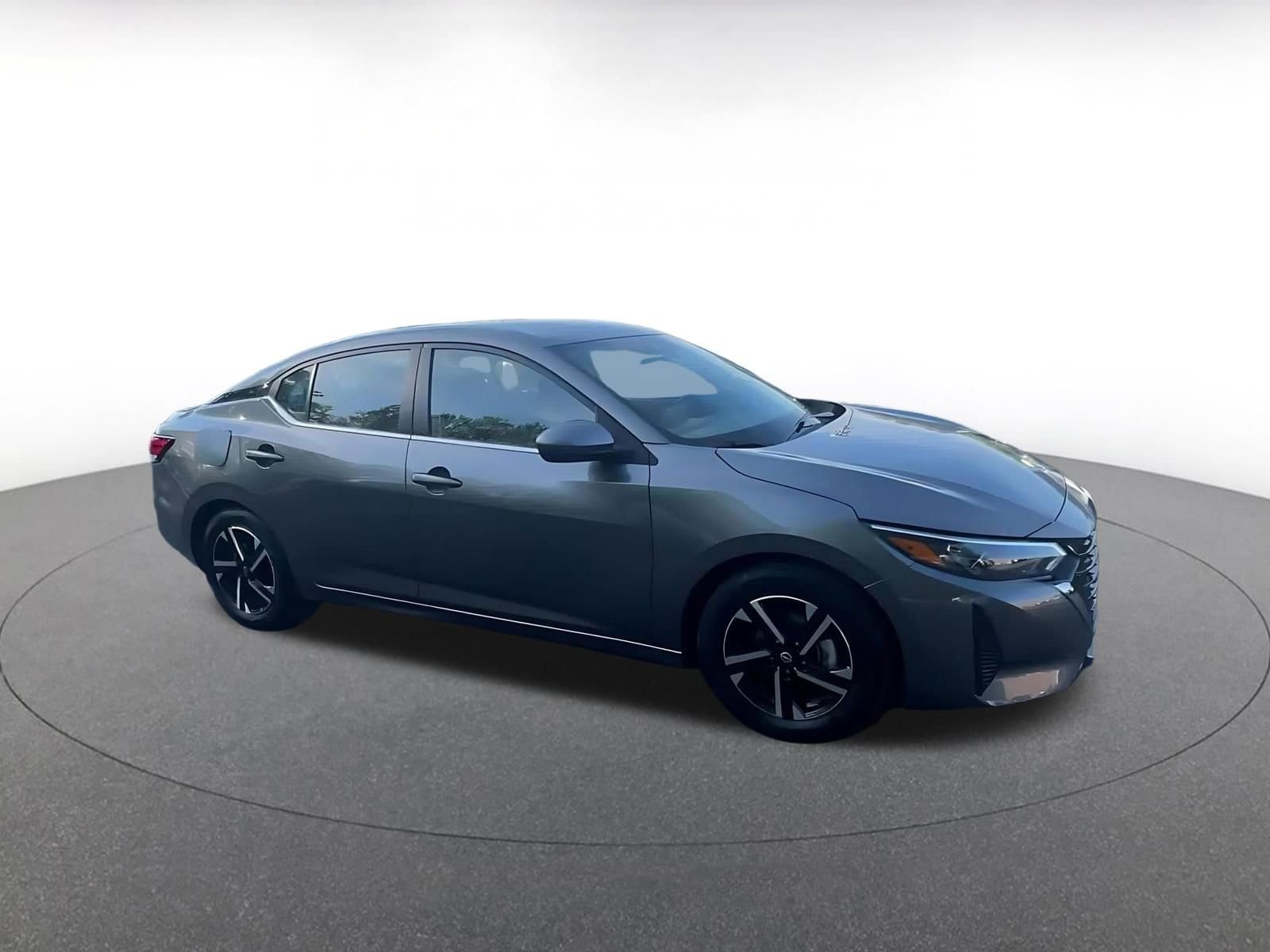 Thumbnail: 2025 Nissan Sentra - 2
