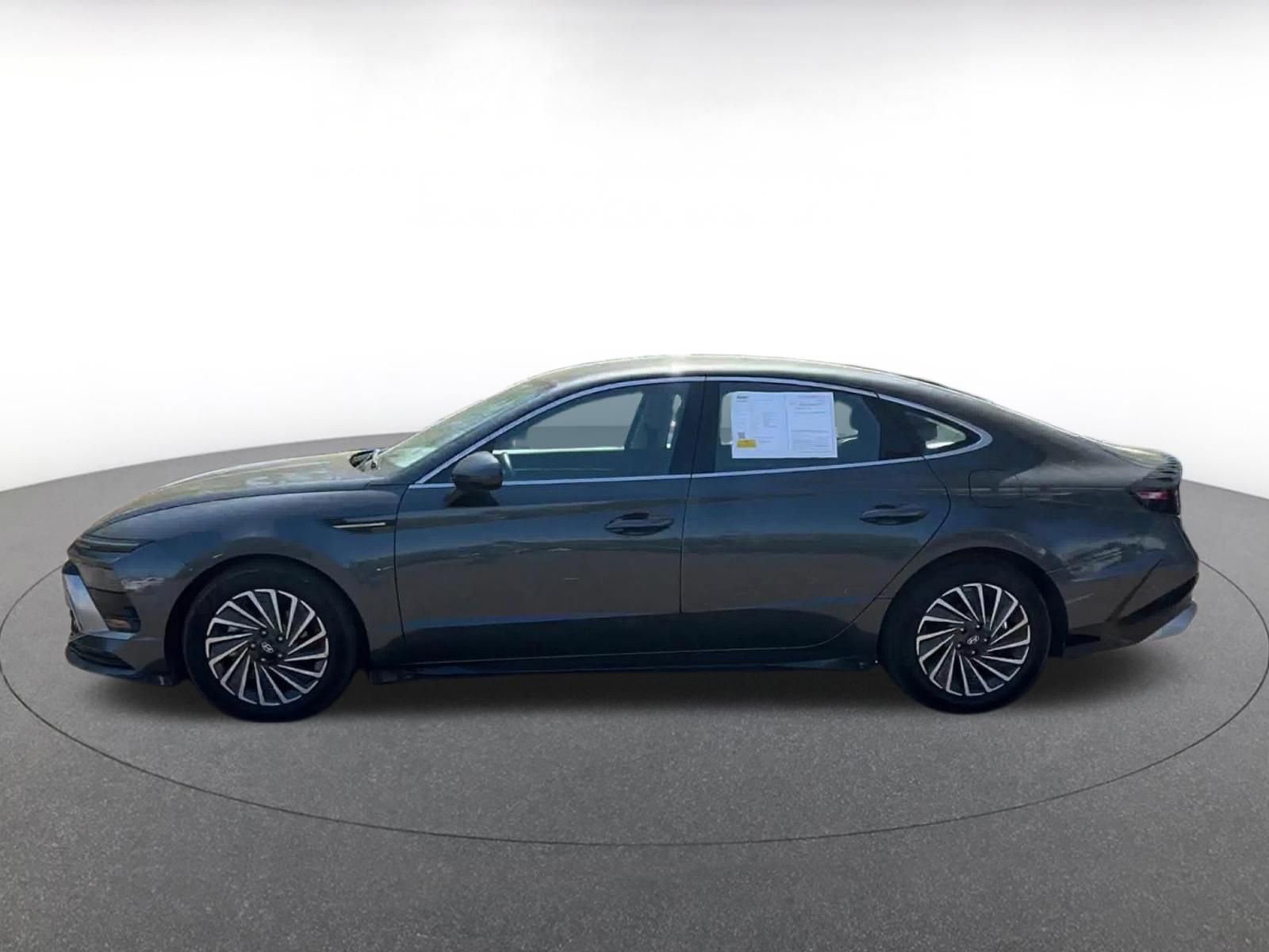 Thumbnail: 2025 Hyundai Sonata - 9