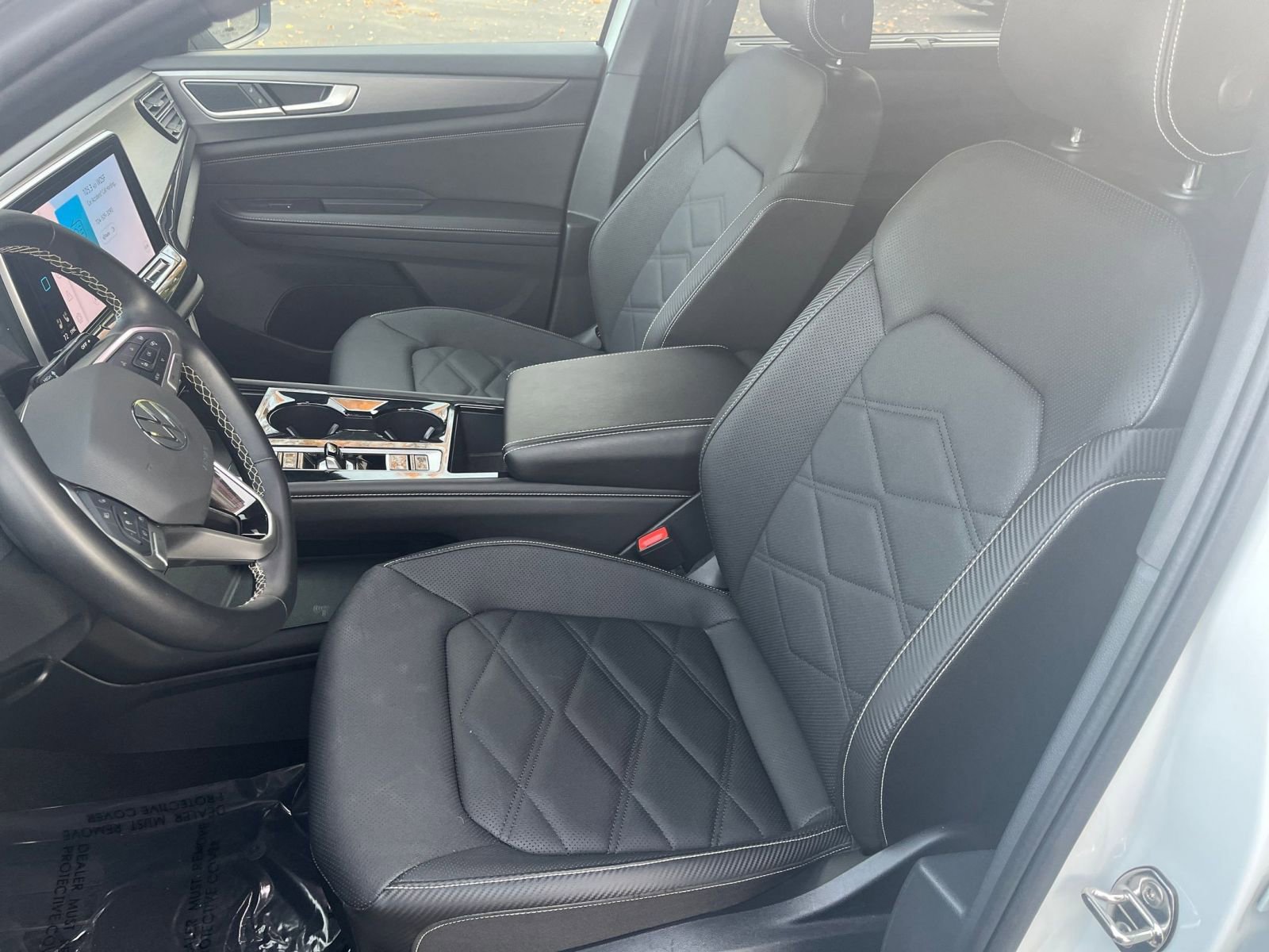 Thumbnail: 2025 Volkswagen Atlas - 32