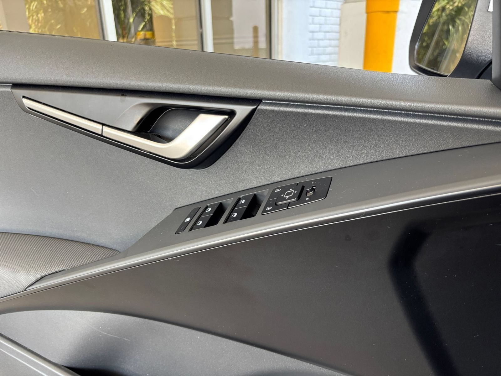 Thumbnail: 2026 Kia Niro - 18