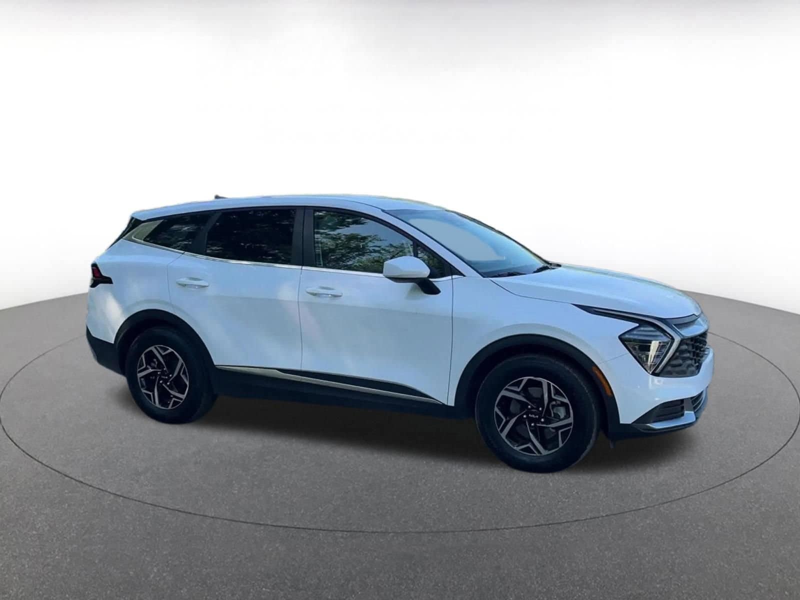 Thumbnail: 2025 Kia Sportage - 2