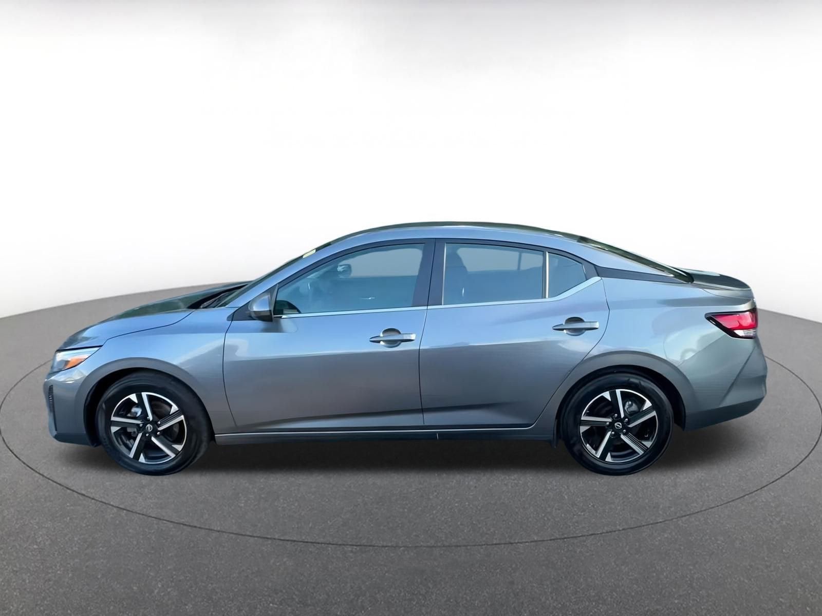 Thumbnail: 2024 Nissan Sentra - 9