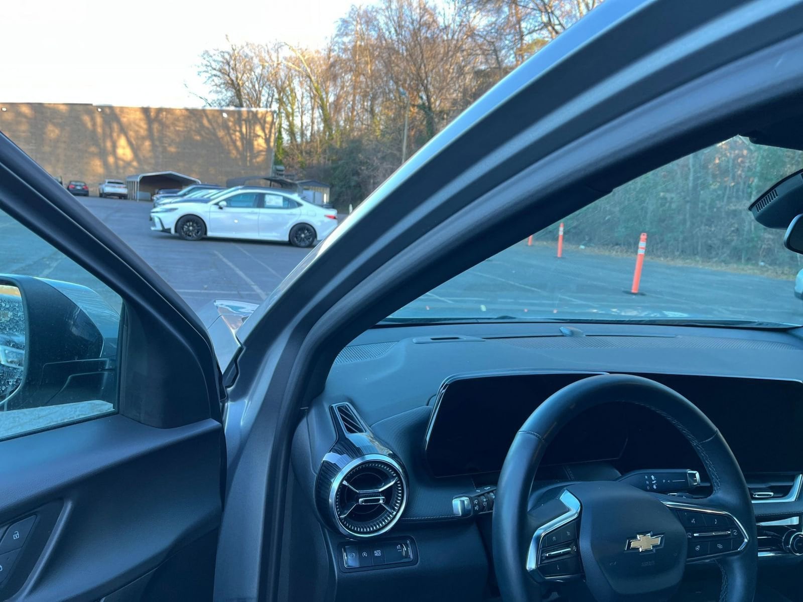 Thumbnail: 2025 Chevrolet Equinox - 34