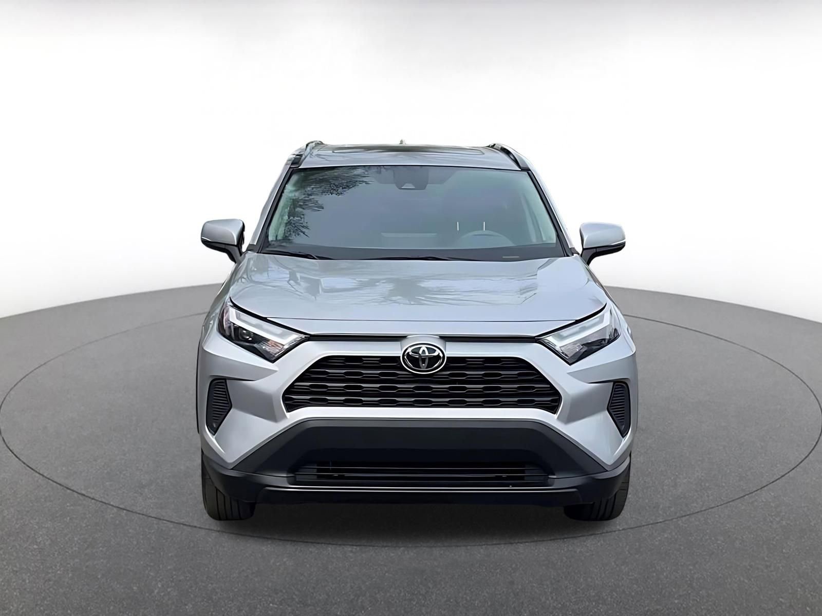 Thumbnail: 2025 Toyota RAV4 - 4