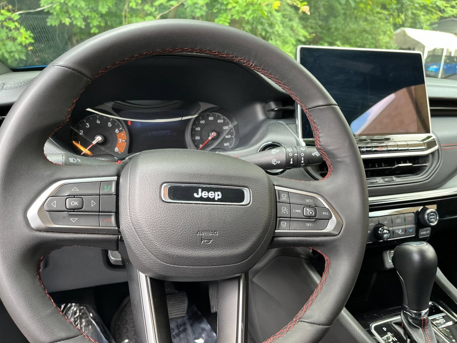 Thumbnail: 2025 Jeep Compass - 22