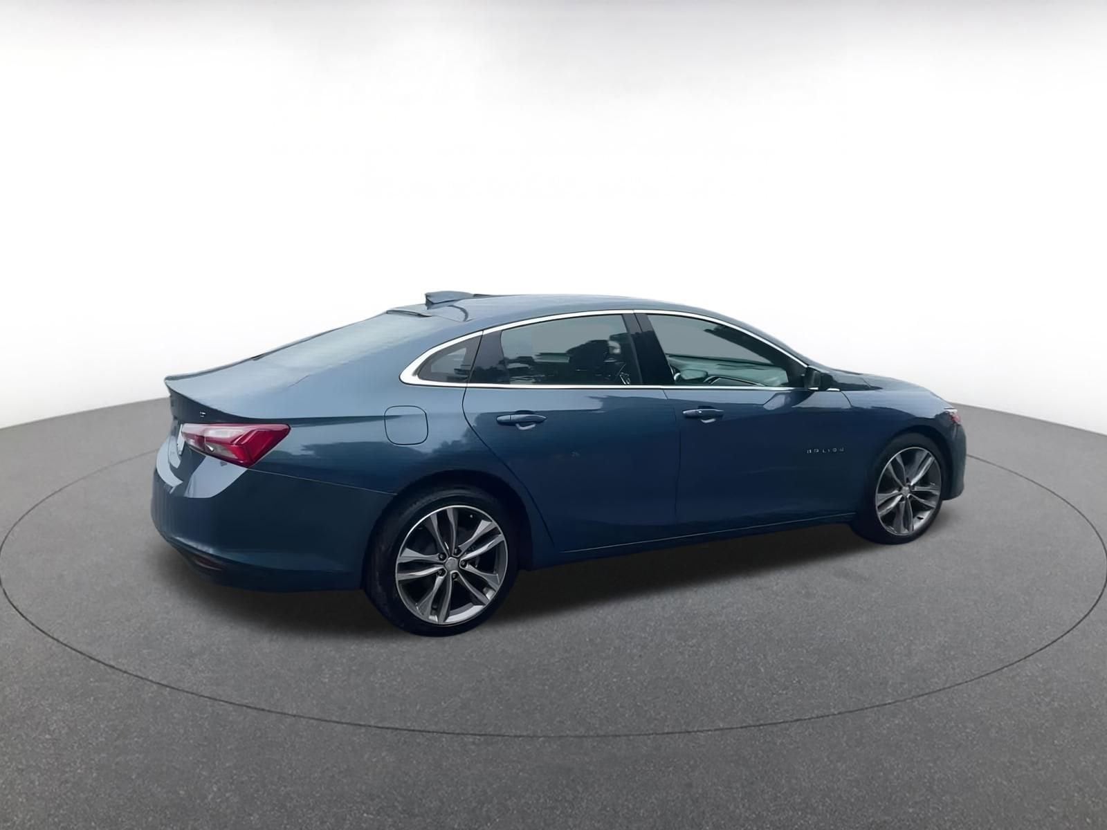 Thumbnail: 2024 Chevrolet Malibu - 14