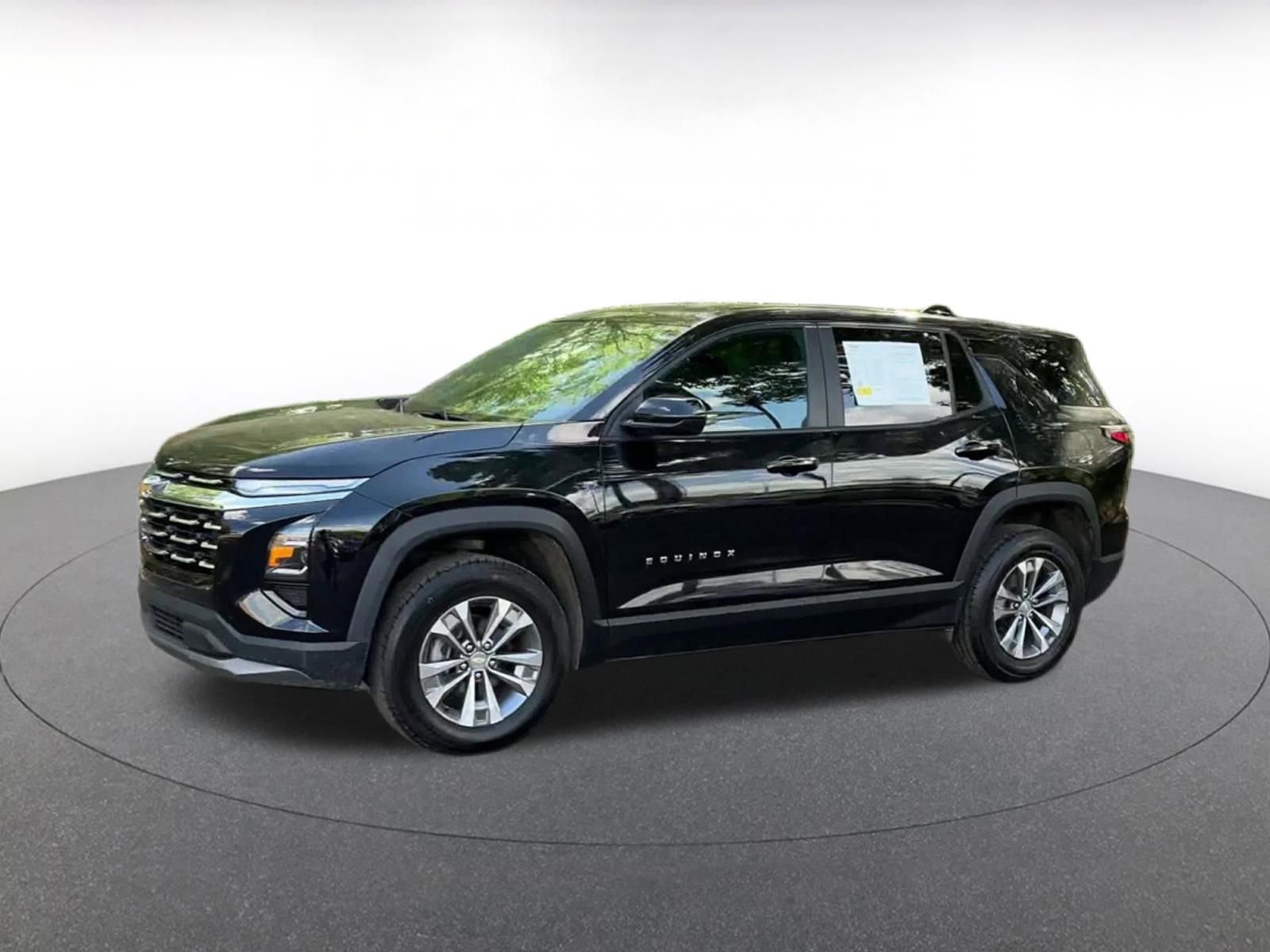 Thumbnail: 2025 Chevrolet Equinox - 10