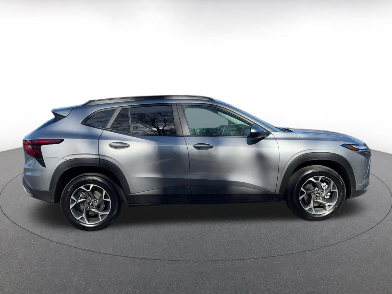 Thumbnail: 2025 Chevrolet Trax - 16